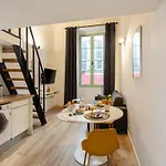 Duplex Cosy Dans La Vieille Lägenhet