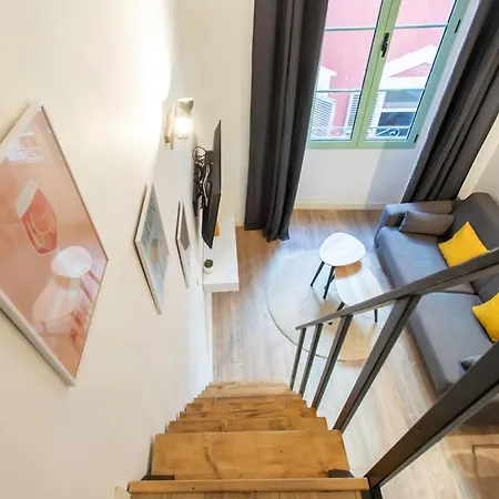 Appartamento Duplex Cosy Dans La Vieille Nizza